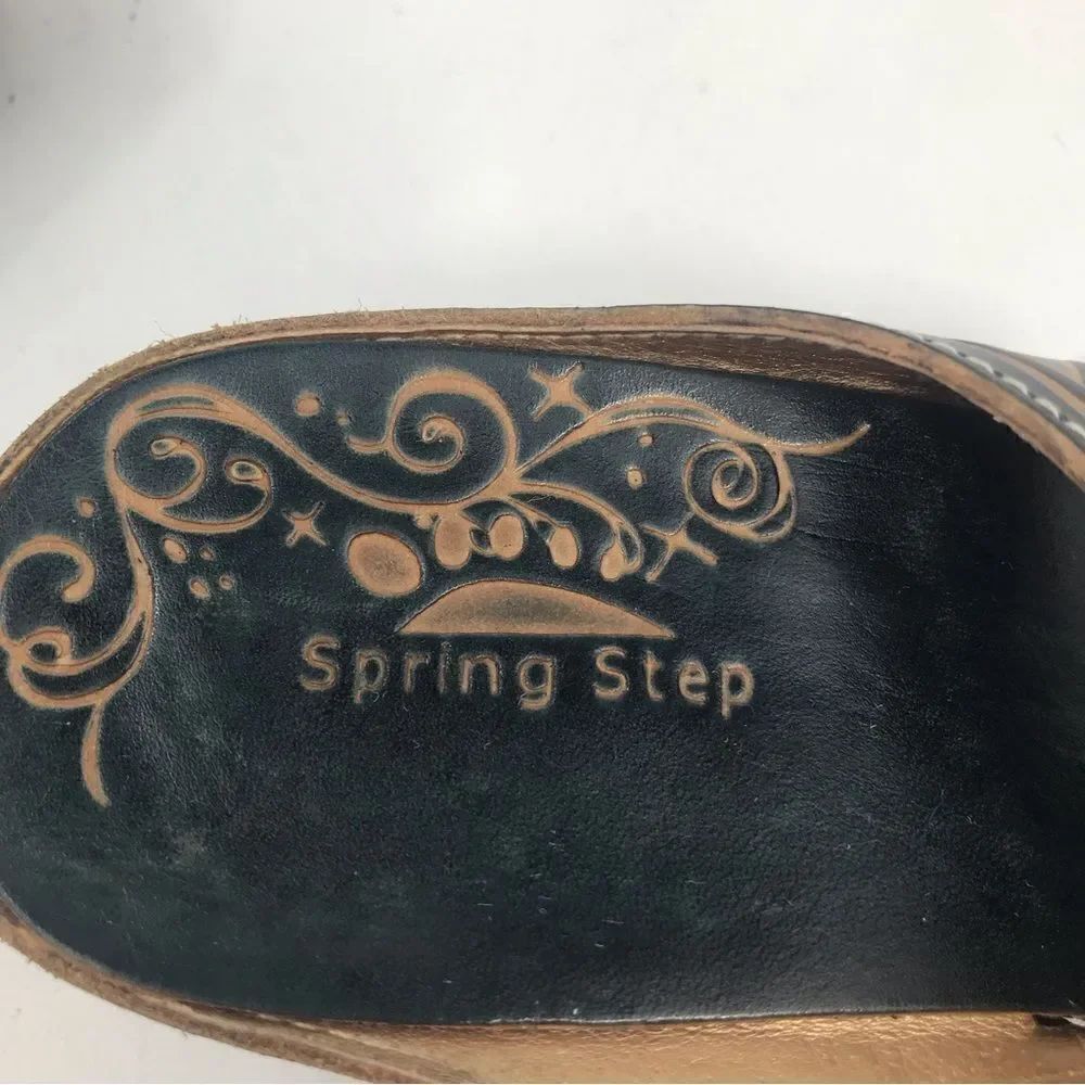 Spring Step Tooled Leather Colorful Flower Slip On Wedge Sandals - Picture 10 of 13